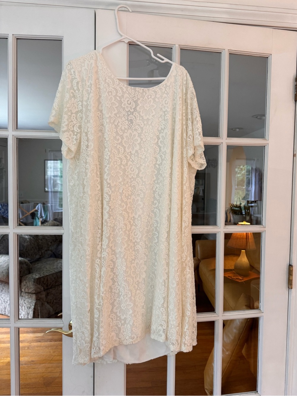Women's Ivory Lace Short Sleeve Dress